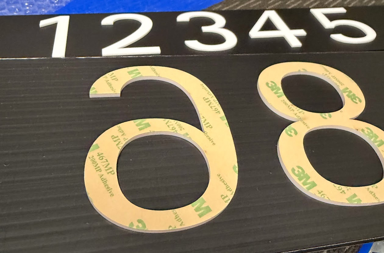 95mm white easy stick numbers - Image 7